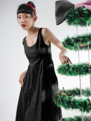 PT Low U-Neckline Flare Maxi Pocket Dress
