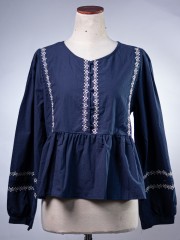 WW Laila Embroidery Accent Top